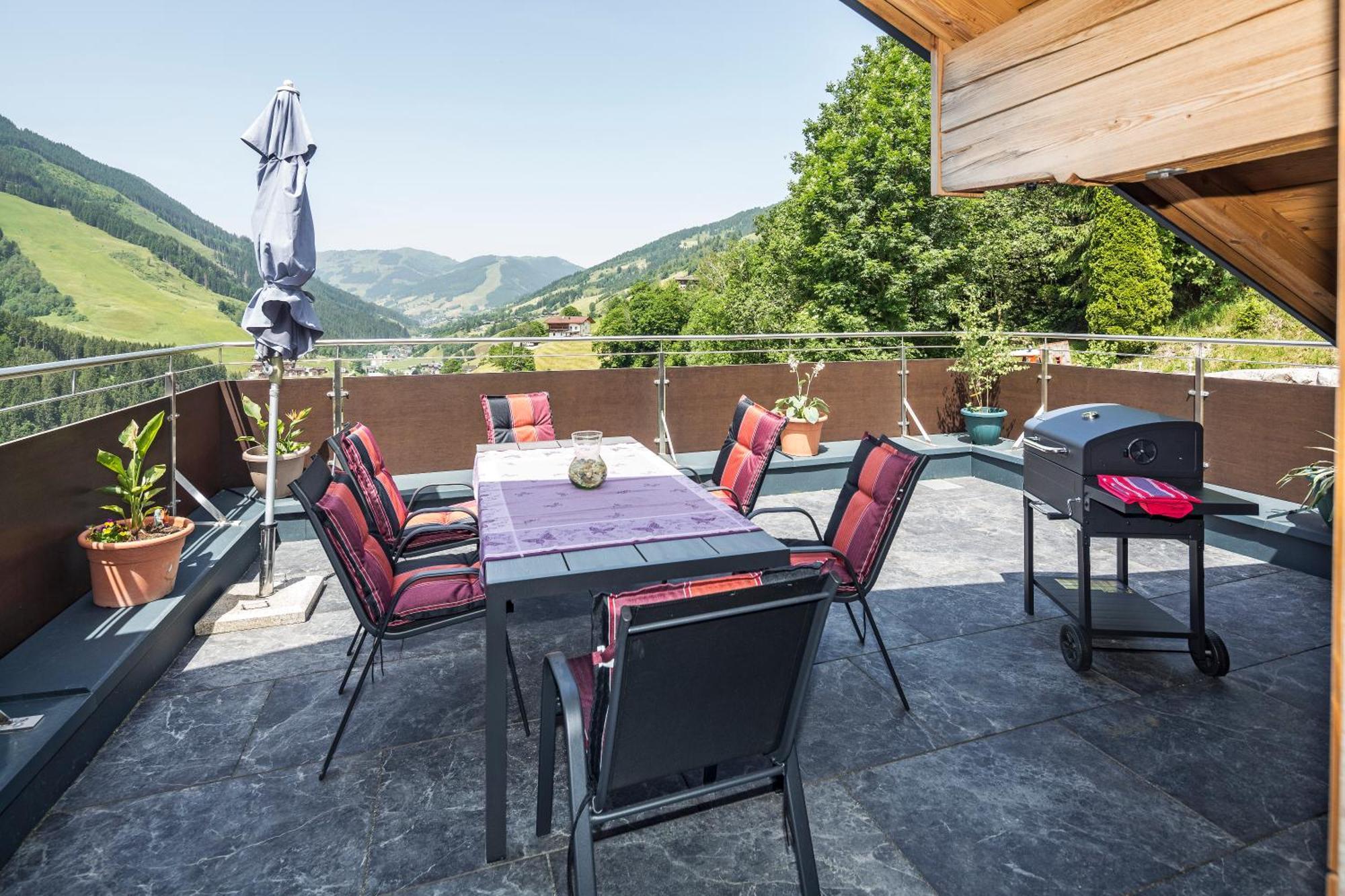 Landhaus Oberzinnegg Saalbach-Hinterglemm Oda fotoğraf
